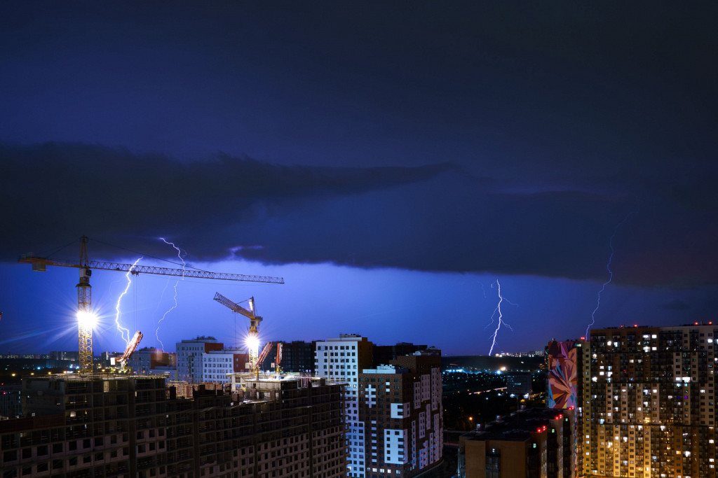 thunderstorm over Vnukovo 2020